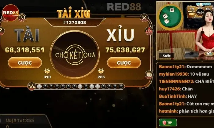 gioi-thieu-chung-ve-app-tai-xiu-red88-min_11zon